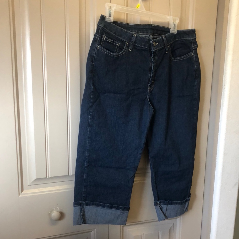Women's Blue Capris